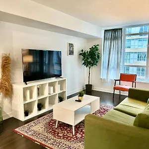 Lush By Cntower - Free Parking Appartement