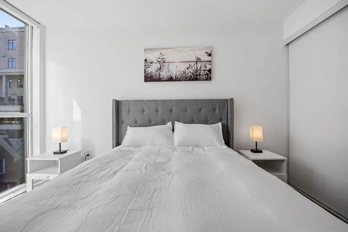 Spectacular Suite In The Heart Of Toronto 0*,  Kanada
